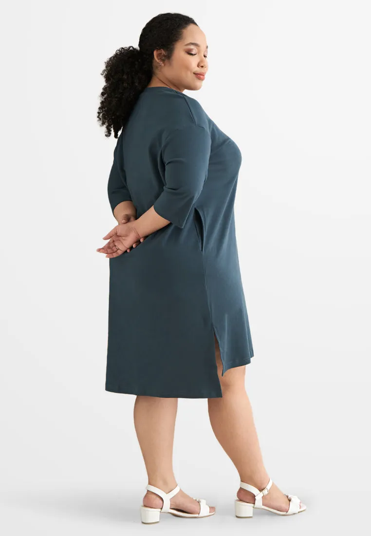 Dionne Minimalist 3/4 Sleeves Dress