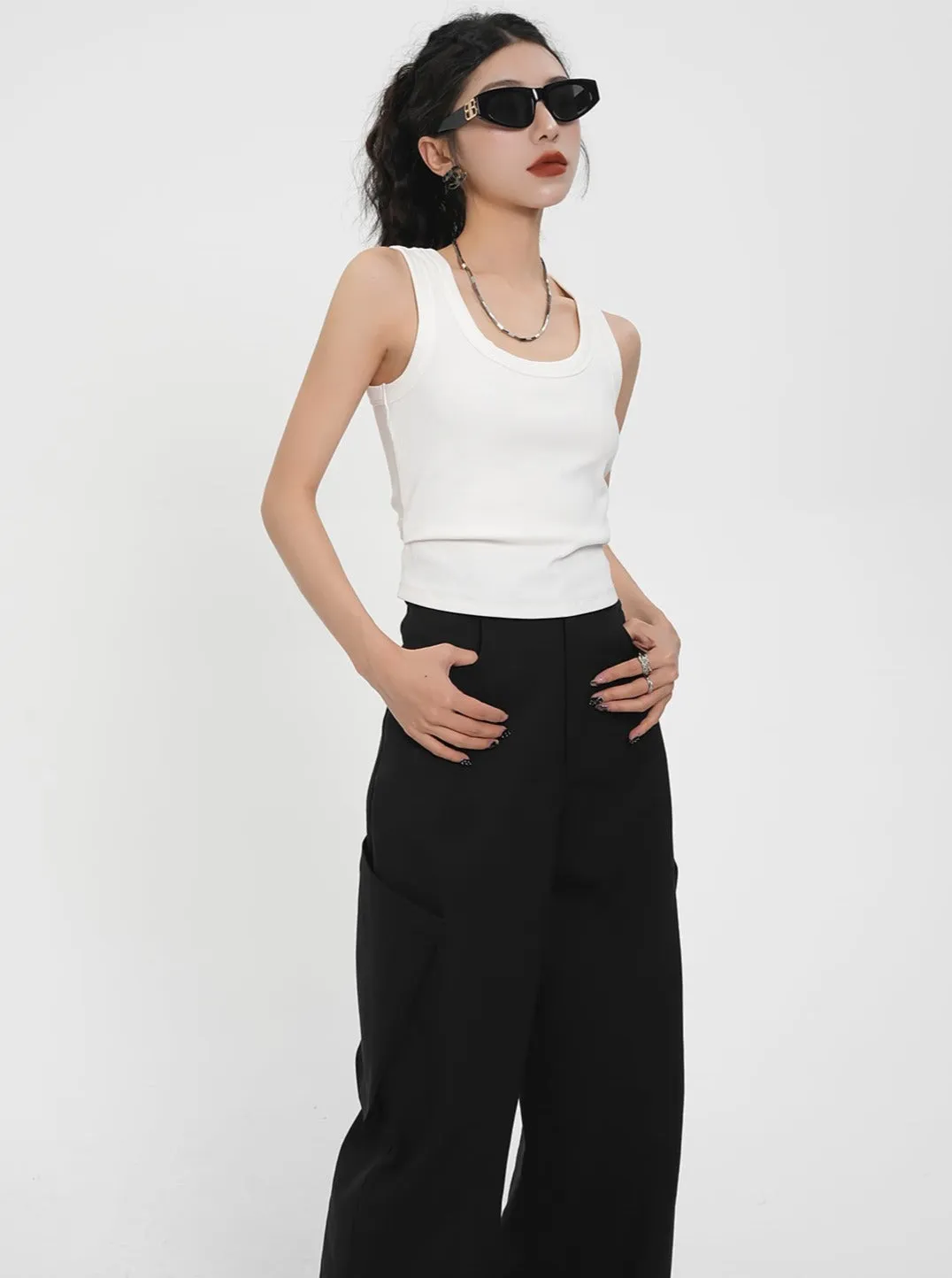 Essential Ribbed Tank Top Duo: Black & White Fitted Cropped Sleeveless Tops Set