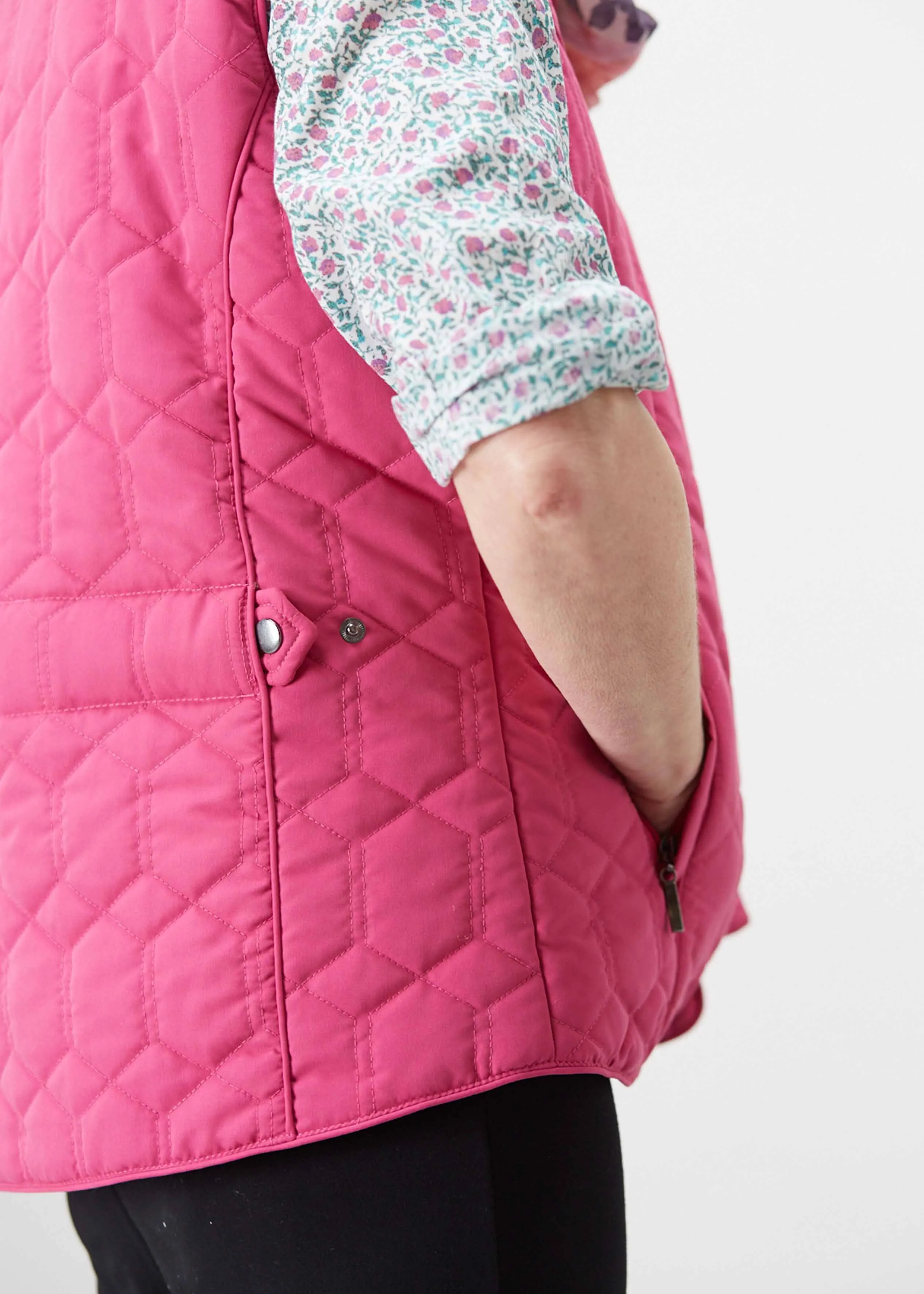 Harriet Diamond Quilted VELCRO® Brand Fastening Gilet