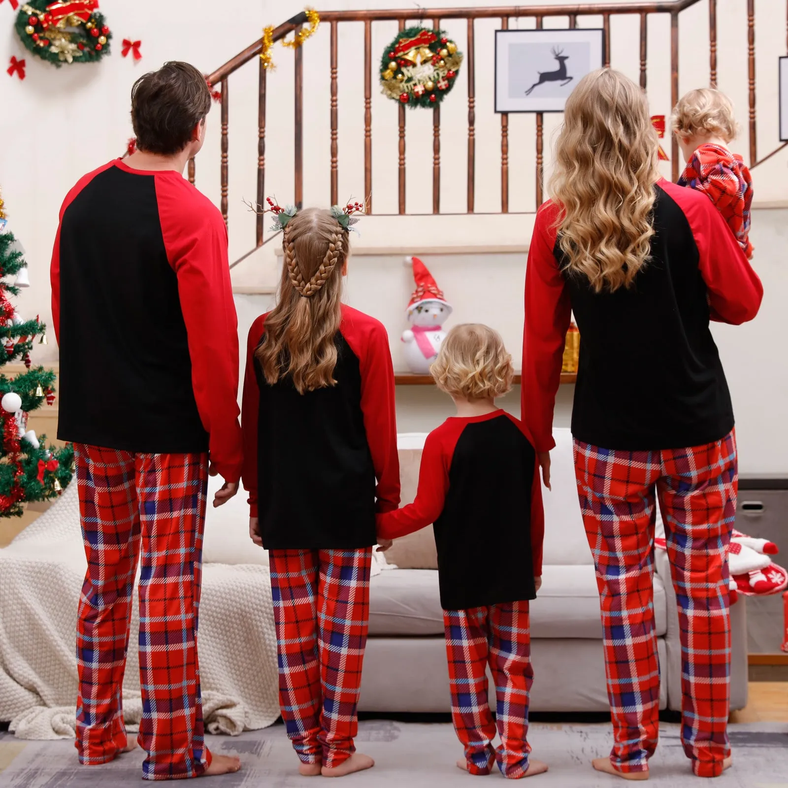 “Merry Christmas” Red Plaid Printed Parent-Child Holiday Pajama Set